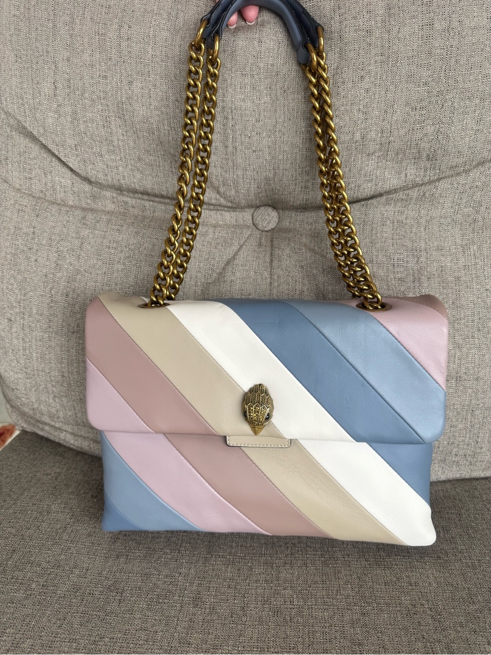 Kurt Geiger “The Kensington” Shoulder Bag
Rare color!!